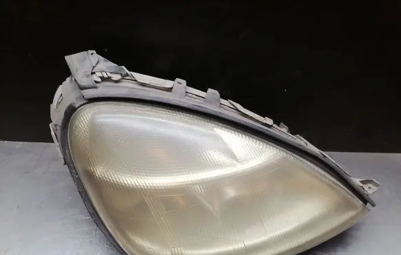 Mercedes-Benz A W168 Headlight/headlamp A1688200261