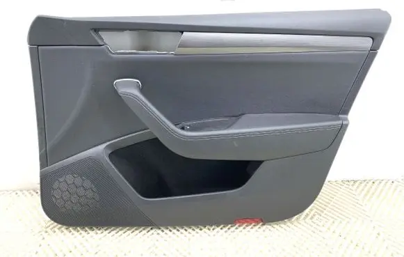 Skoda Superb B8 (3V) Front door card panel trim 3V1867014CM