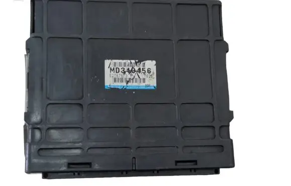 Mitsubishi Galant Engine control unit/module MD340456 E2T67673