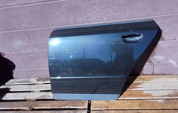 Rear door