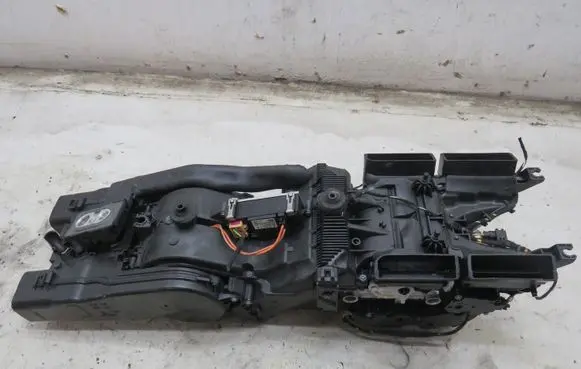Audi A8 S8 D4 4H Interior heater climate box assembly GMAUTO4574097