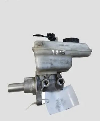 Renault Laguna III Master brake cylinder 0204051440
