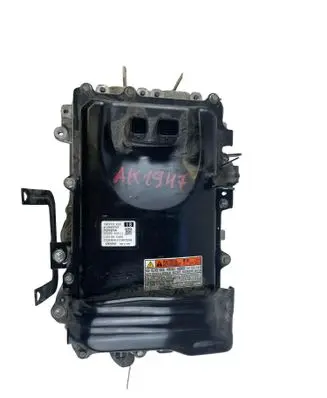 Toyota Yaris XP210 Voltage converter inverter G9200K0011