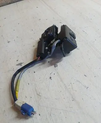 Toyota Corolla Verso E121 Loading door lock 