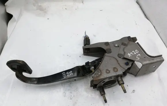 Clutch pedal