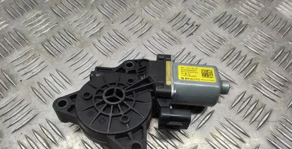 KIA Soul Rear door window regulator motor 82460K0000