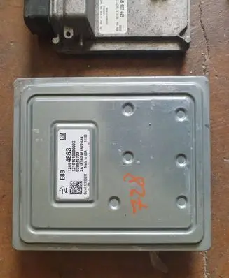Opel Astra J Engine control unit/module 12694863