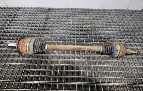 Rear driveshaft