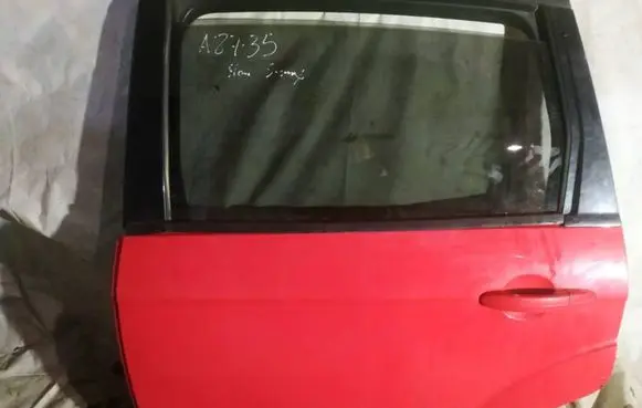 Ford S-MAX Rear door RAUDONOS