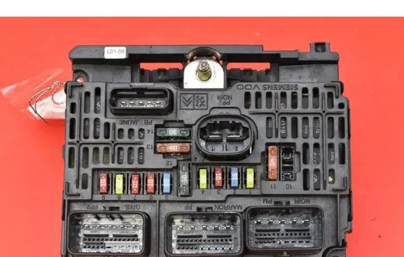 Fuse box set