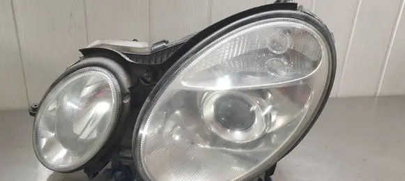 Mercedes-Benz E W211 Headlight/headlamp 15435901