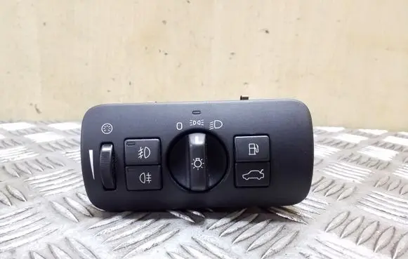 Volvo XC70 Light switch 30739414