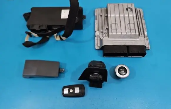 BMW 1 E81 E87 Engine control unit/module ECU 7583225 IMPRK1590052
