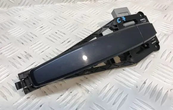 Opel Zafira B Front door exterior handle 24463749