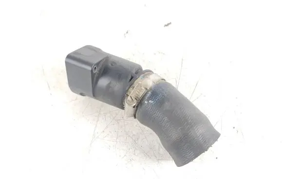 Volkswagen Caddy Intercooler hose/pipe 1K0145828T