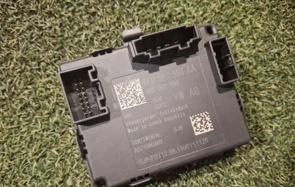 Porsche Cayenne (9Y0 9Y3) Other control units/modules 4K0907594AA 4K0907594