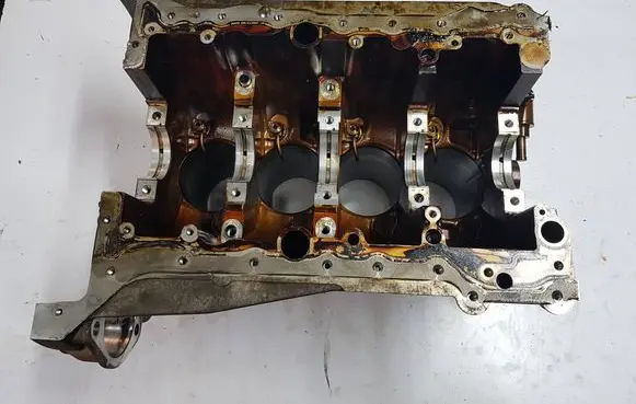 Mercedes-Benz C W205 Engine block R2740109902IAUTOPI R2740109902