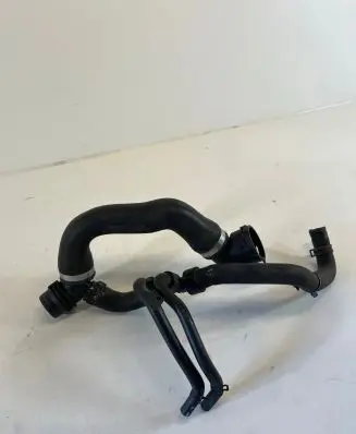 Mercedes-Benz E W213 Engine coolant pipe/hose A2135014100