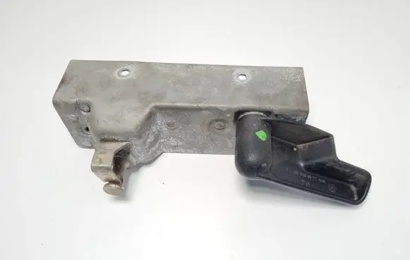 Mercedes-Benz Sprinter W901 W902 W903 W904 Loading door lock A9017430172