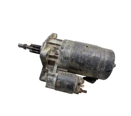 Volkswagen Multivan T4 Starter motor 02B911023A 0001218116