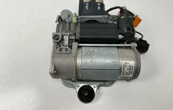 BMW X5 E53 Air suspension compressor/pump 4430200111