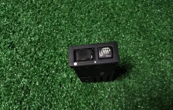 BMW 5 E39 Seat heating switch 61318352259 03055000 459500