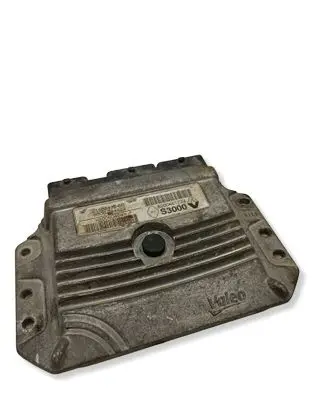 Renault Clio III Engine control unit/module 8200461733 215854126B 9306J44423