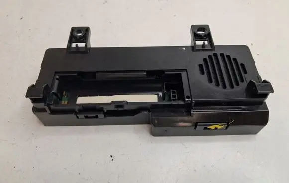 Peugeot Partner III Central body control module 9847654980