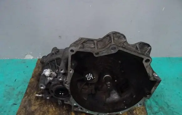 KIA Carens I Manual 5 speed gearbox K2A50129287
