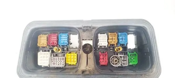 Seat Ibiza III (6L) Fuse box set 6Q0937403B 1394586
