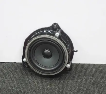 BMW X2 F39 Front door speaker 9281896