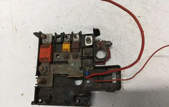 Positive cable (battery)