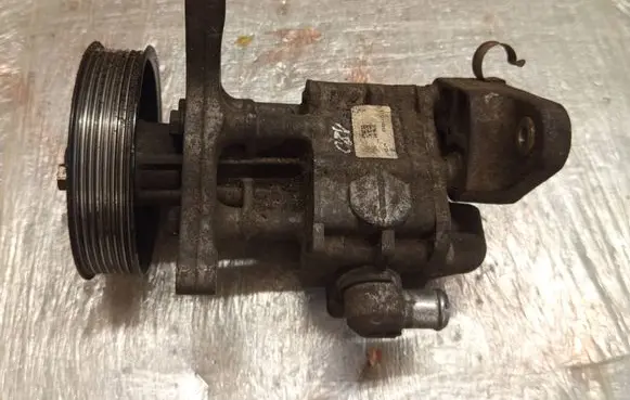 Power steering pump