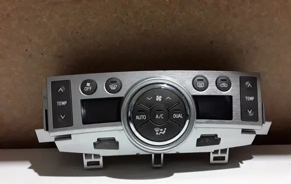 Toyota Verso Climate control unit 559000F081