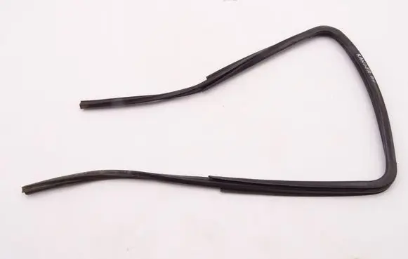 Ford Ranger Rubber seal rear door window/glass 