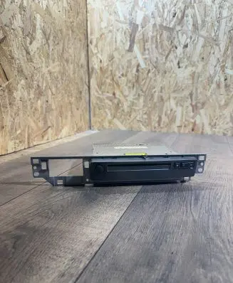 BMW 7 E65 E66 CD/DVD changer 6947714 655947634557