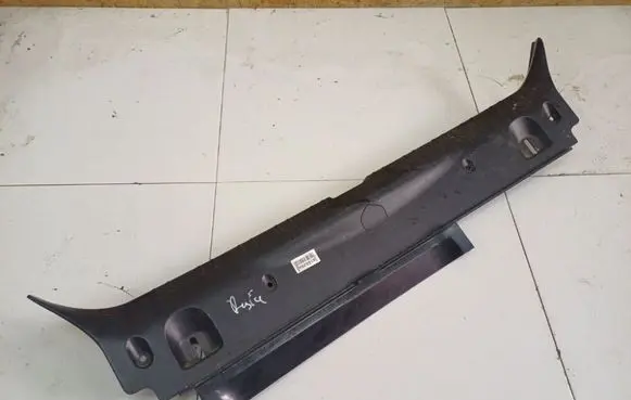 Other trunk/boot trim element