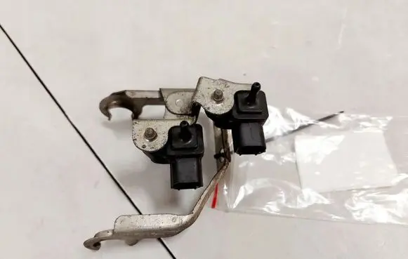 Honda Insight Valve vacuum 
