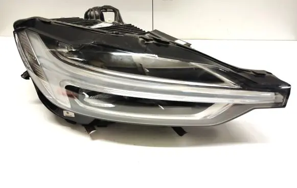 Volvo XC60 Headlight/headlamp 31420420 40000001140683