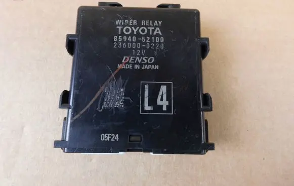 Toyota Yaris XP210 Window wiper relay 8594052100
