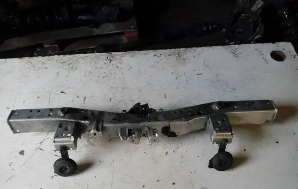 Toyota Prius (XW30) Top upper radiator support slam panel