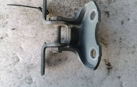 Toyota Corolla Cross Front door lower hinge 