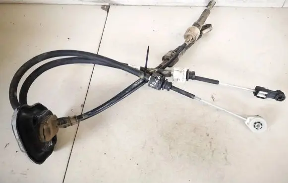 Renault Laguna III Gear shift cable linkage 8200930211