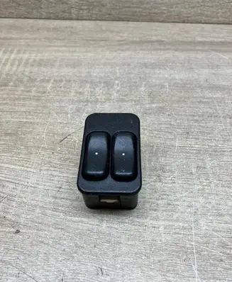 Opel Zafira A Electric window control switch 90561088 13363201