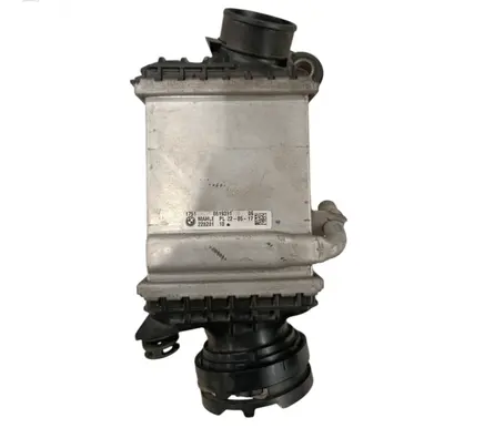 BMW 7 G11 G12 Intercooler radiator 8619391