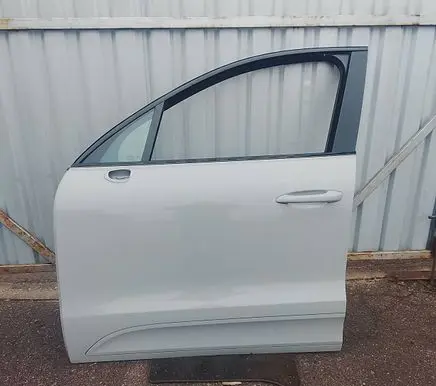 Porsche Macan (95B) Front door 95B831311A