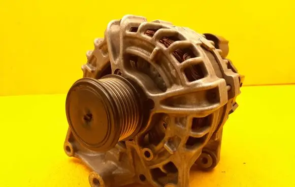 Mercedes-Benz C W205 Generator/alternator A0009062103