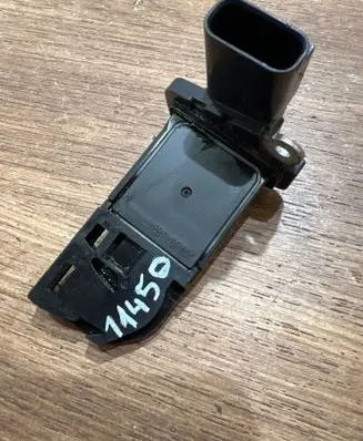 Volvo V50 Mass air flow meter 7M5112B579BB