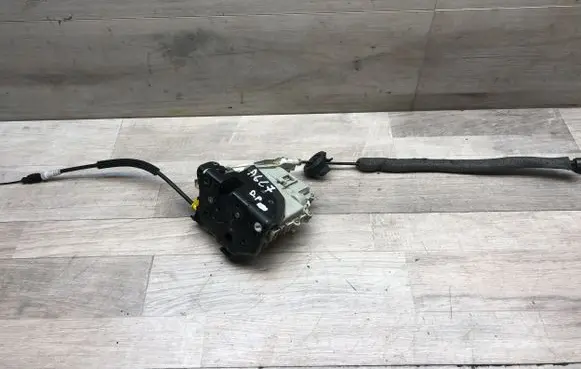 Audi A6 S6 C7 4G Front door lock 8J1837016C