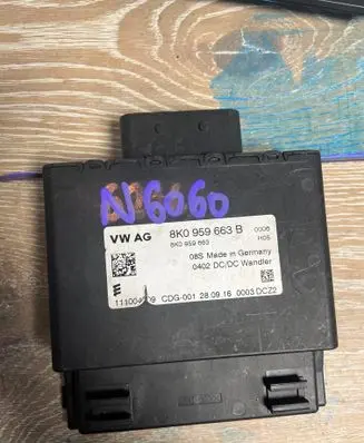 Audi A4 Allroad Voltage converter/converter module 8K0959663B 111004 8K0959663